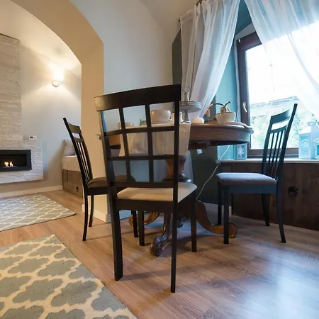 Colonial Ultra Center Apartman