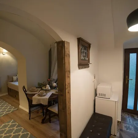 Colonial Ultra Center Apartment Cluj-Napoca